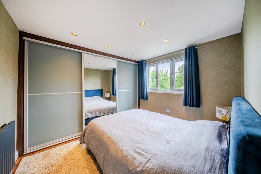 Property photo 3 of 8 1-6A0d7A7B1678A-1...