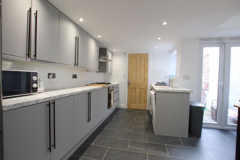 Property photo 3 of 9 Photo 3