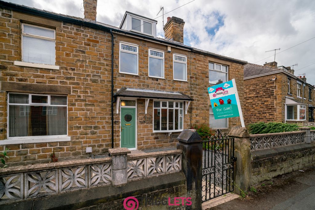 Property photo 1 of 24