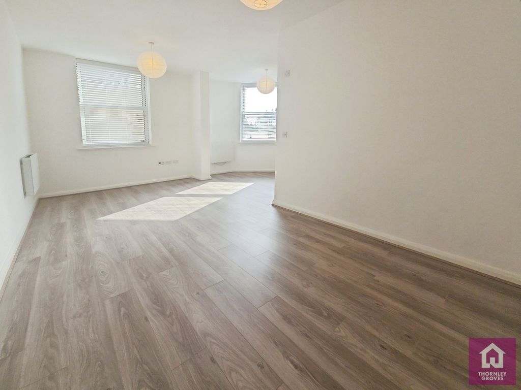 Property photo 3 of 17 Picture No. 13