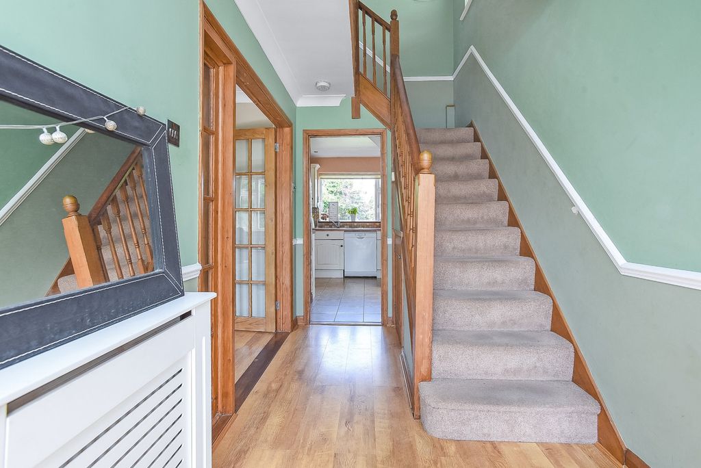 Property photo 3 of 14