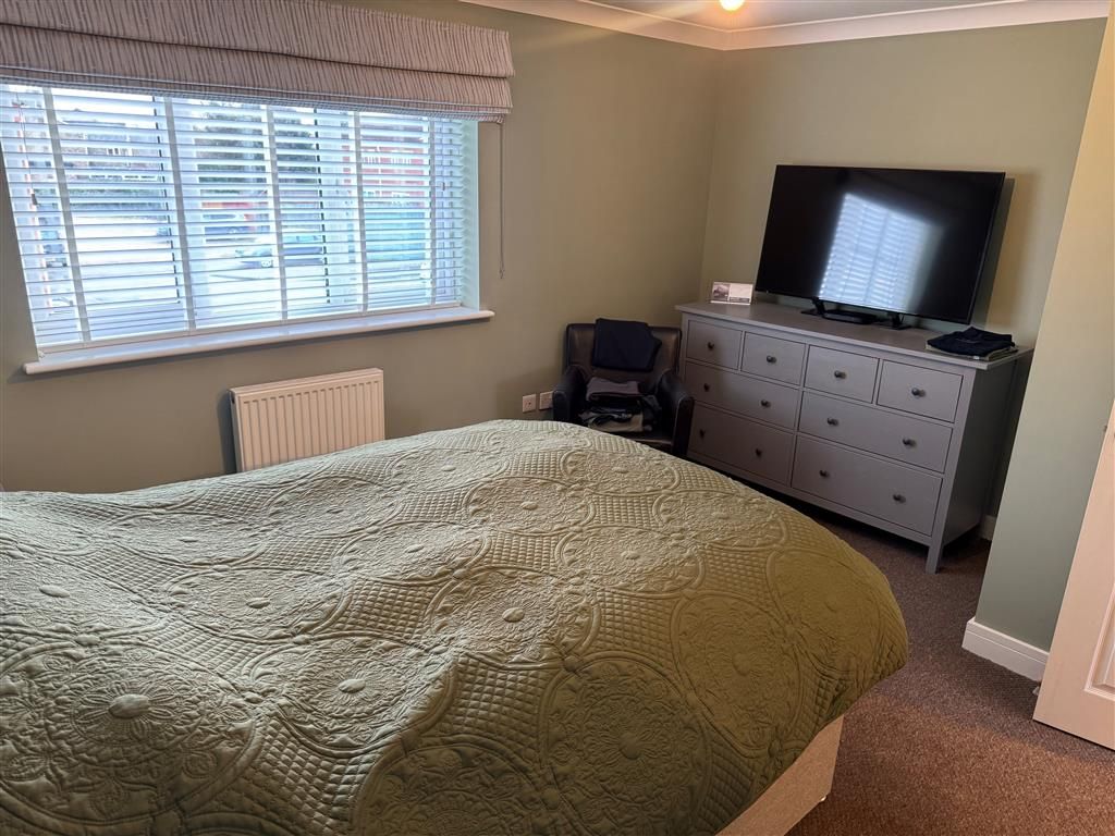 Property photo 3 of 4 Bedroom