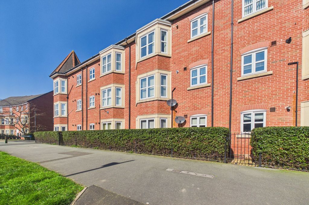 Property photo 1 of 12 Front