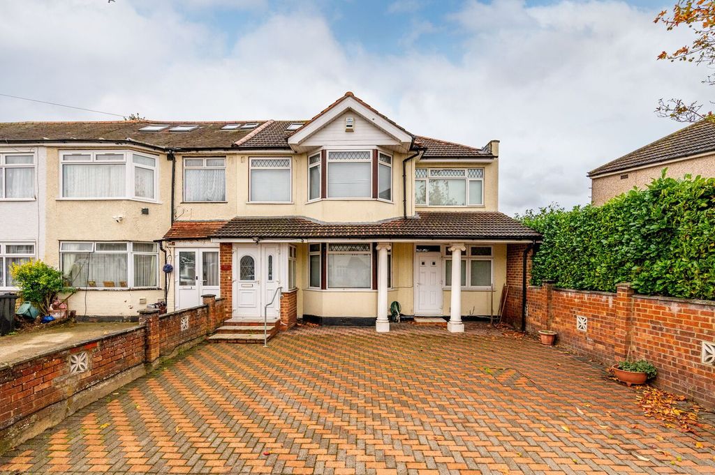 Property photo 1 of 19
