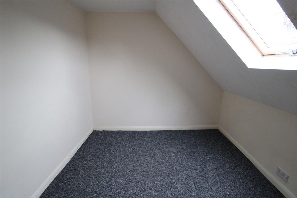 Property photo 3 of 9 Img_9830.Jpg