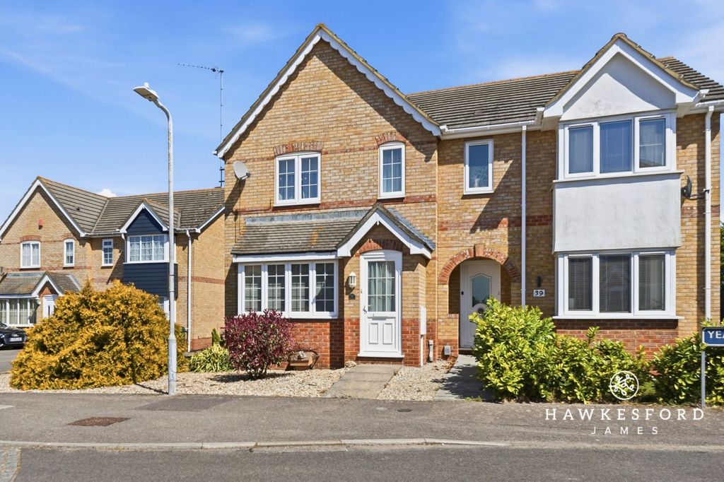 Property photo 1 of 16 Yeates Drive, Kemsley - Front