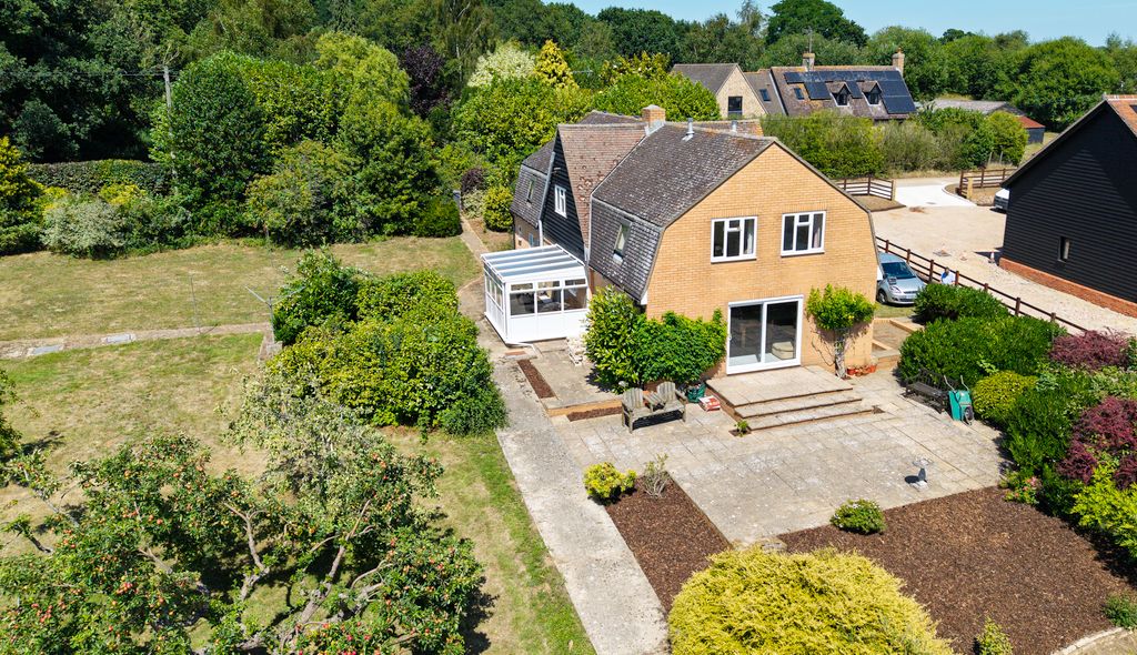 Property photo 2 of 23