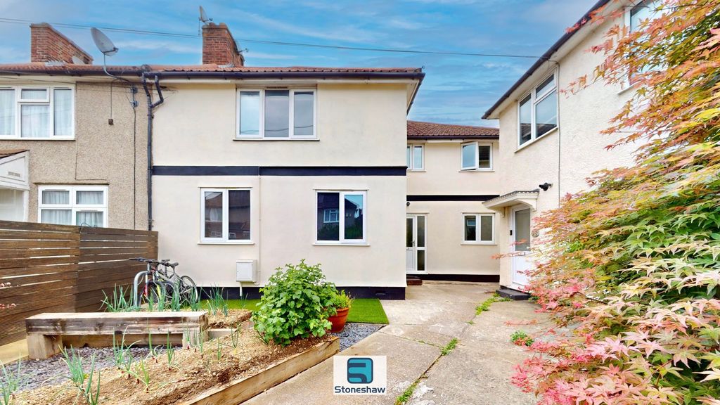 Additional image 31 of 7 bed end terrace house for saleSt. Georges Road, Dagenham RM9