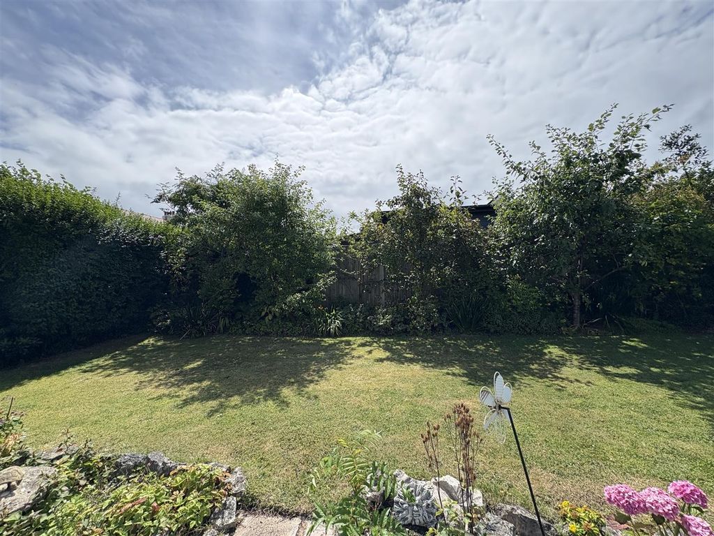 Property photo 2 of 15 3 Merivale Road - Rear Garden 2.Jpeg