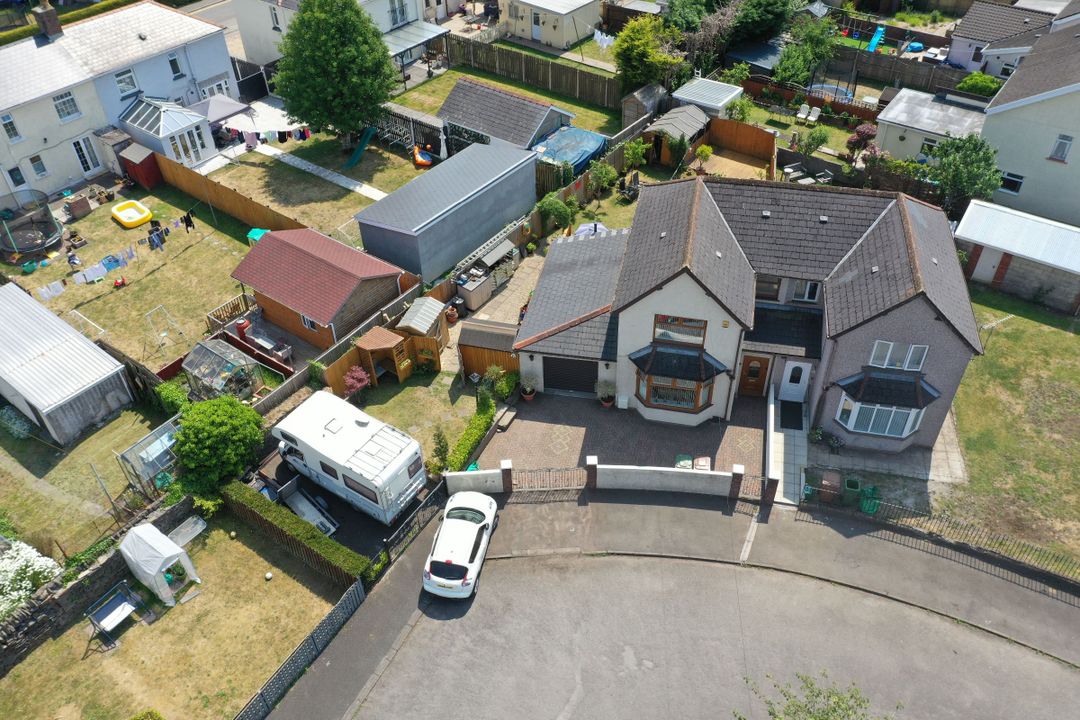 3 bed semidetached house for sale in Bedwellty Road, Cefn Fforest