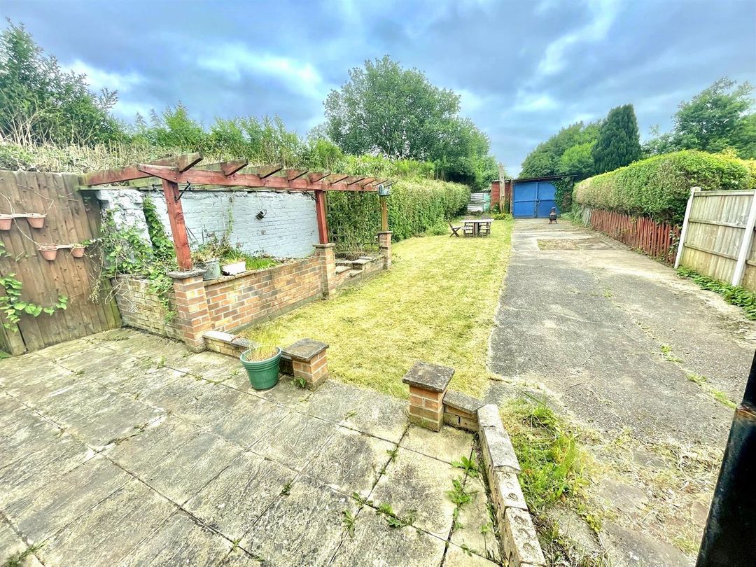 3 bed semidetached house for sale in Alexandra Street, KirkbyIn