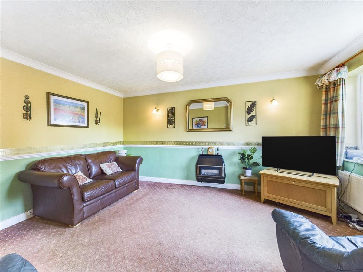 3 bed semidetached house for sale in Basil Drive, Beverley HU17 Zoopla