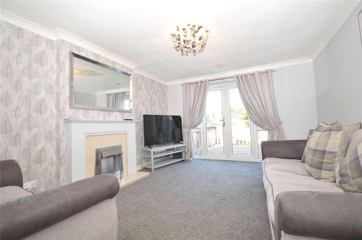 3 bed semidetached house for sale in Leasowe Road, Hunslet, Leeds LS10