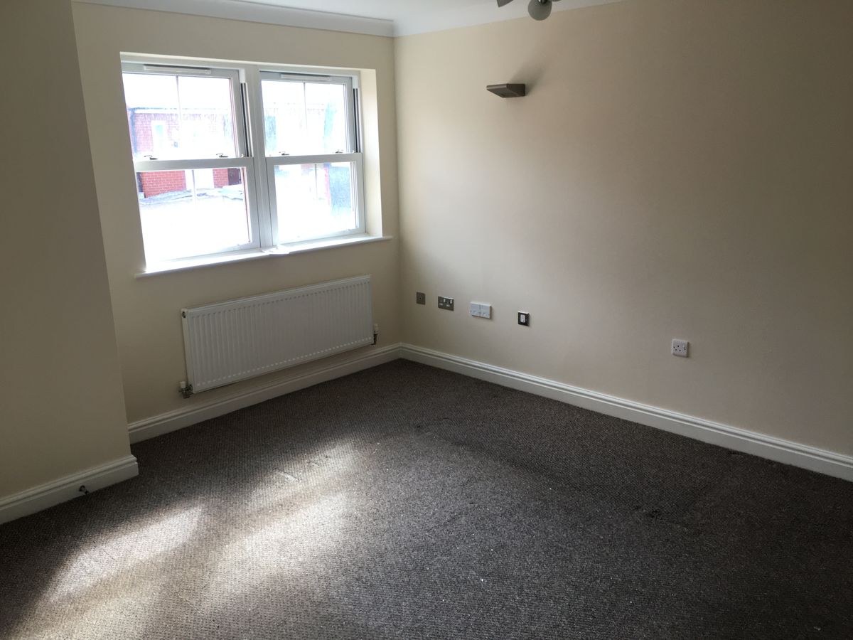 3 bed end terrace house to rent in Admiral Gardens, Bispham, Blackpool