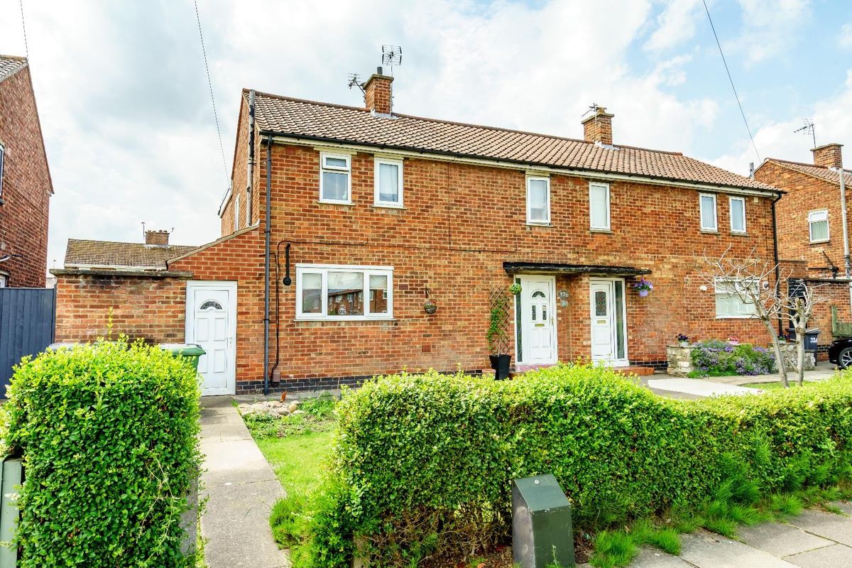 4 bed semidetached house for sale in Road, Dringhouses, York