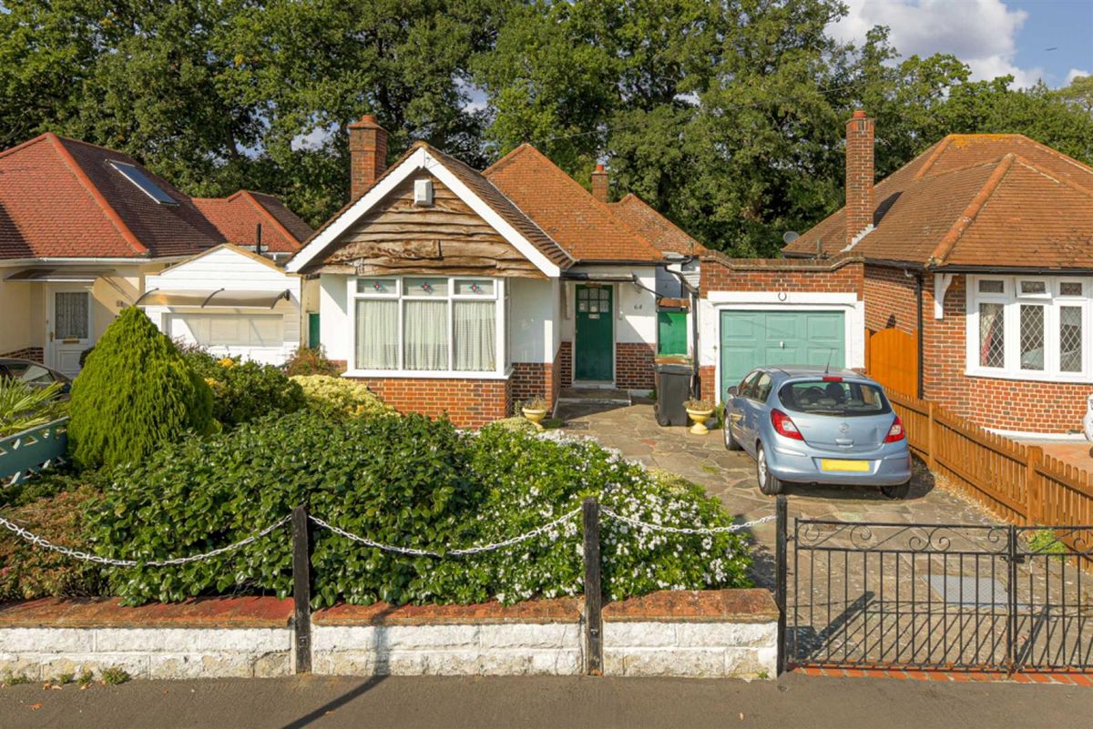 2 bed detached bungalow for sale in Manor Drive, Ewell, Epsom KT19 Zoopla