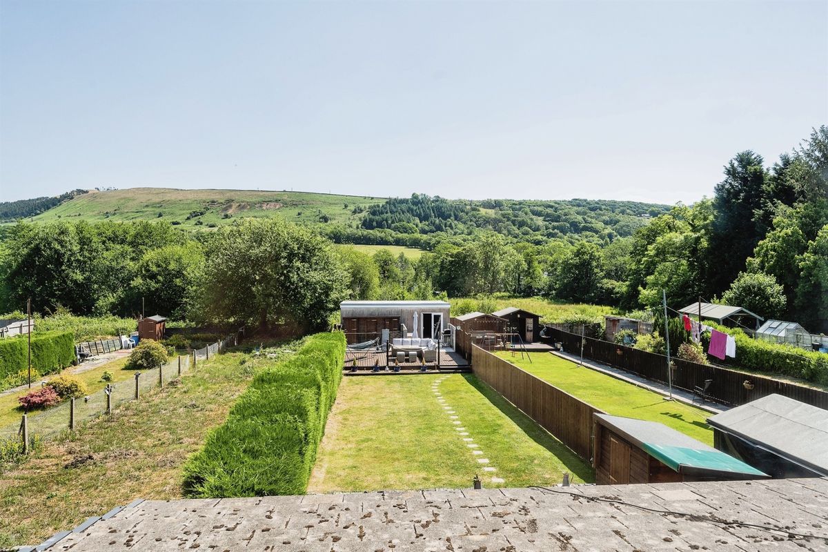 3 bed property for sale in Road, Crynant, Neath SA10 Zoopla