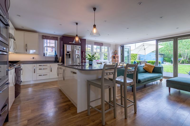 4 bed detached house to rent in Springfield Road, Wantage OX12 Zoopla