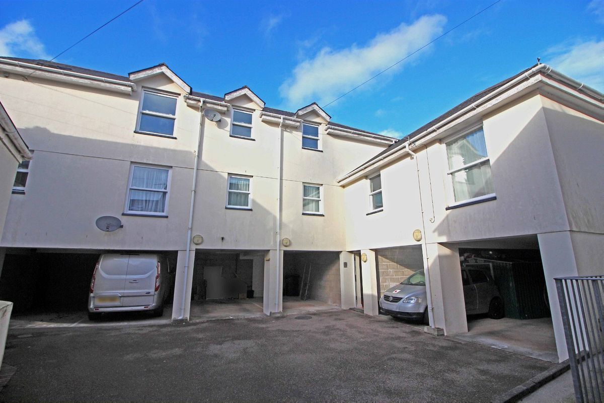 2 bed flat for sale in Rowley Road, St. Marychurch, Torquay TQ1 Zoopla