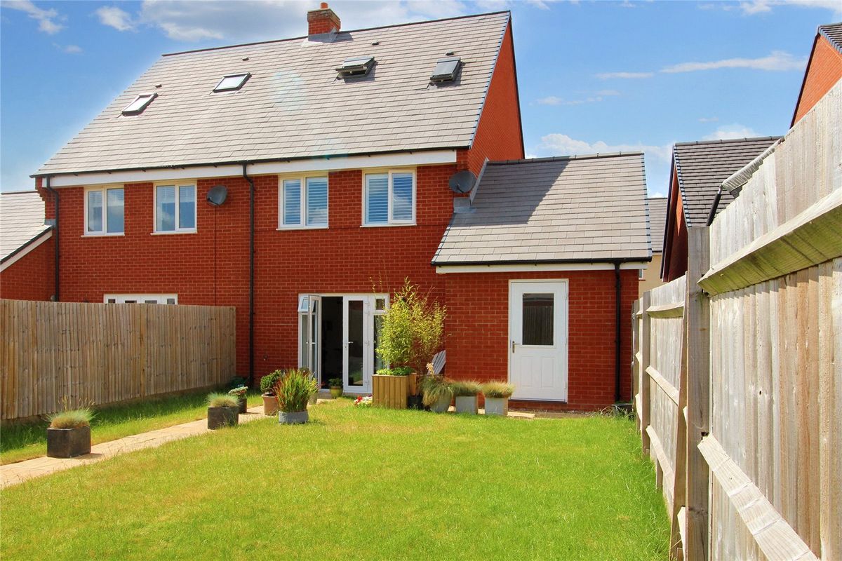 3 bed semidetached house for sale in Harebell Road, Andover, Hampshire SP11 Zoopla