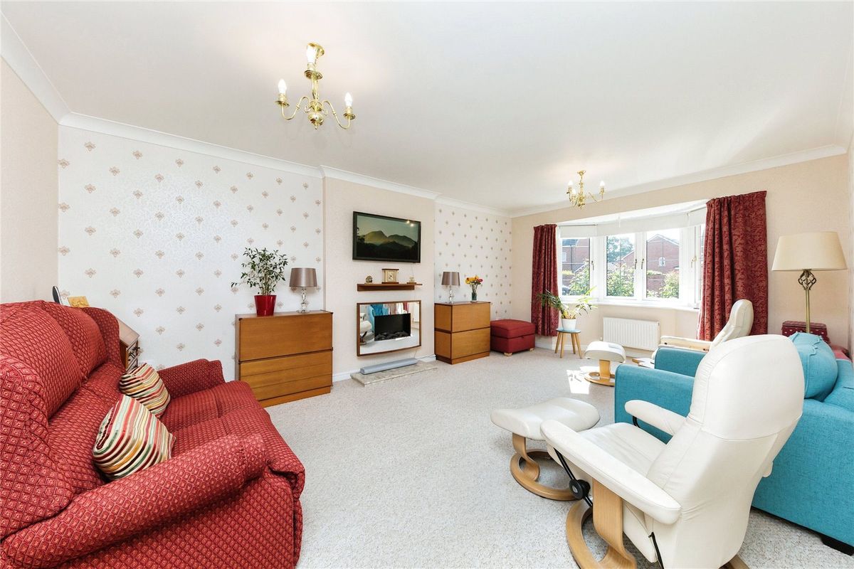 4 bed detached house for sale in Lochleven Road, Crewe, Cheshire CW2