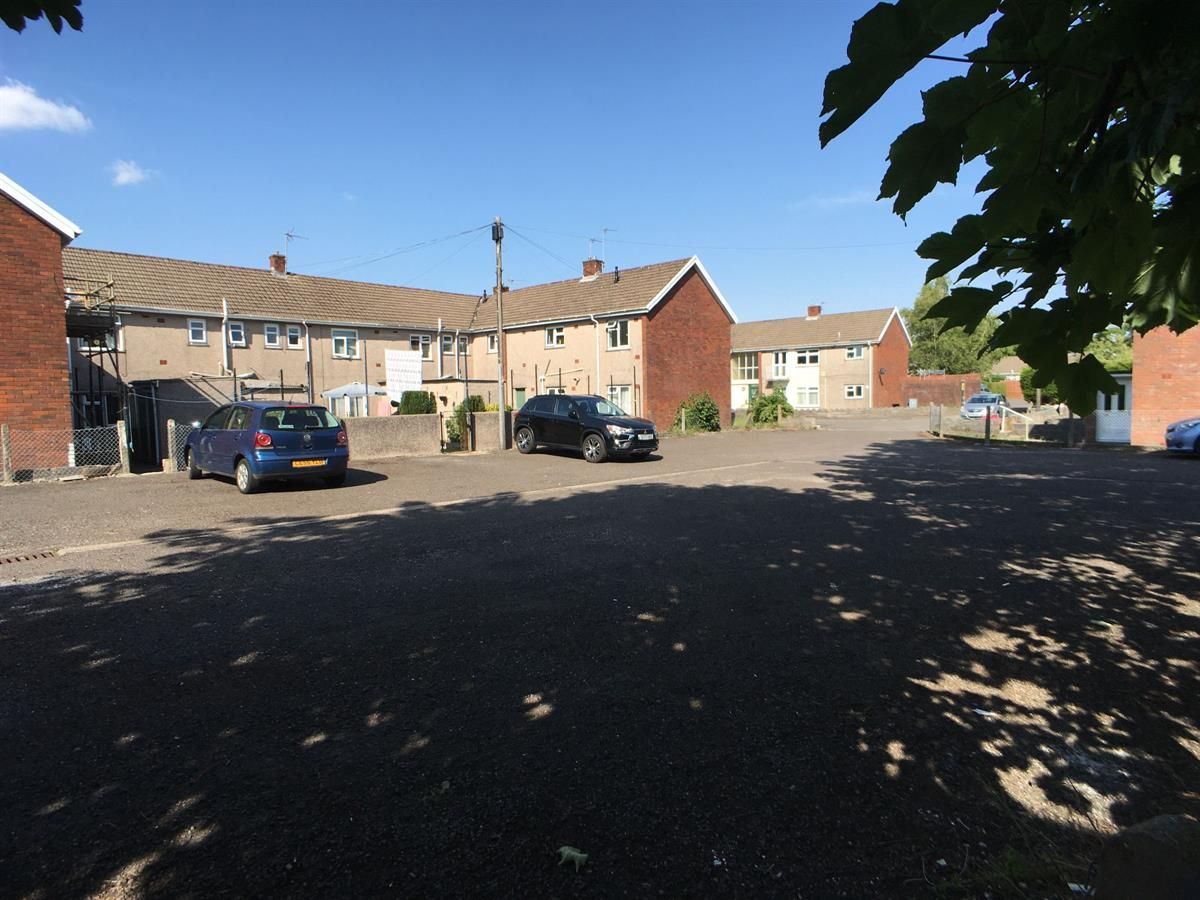 2 bed flat to rent in Oak Ridge, Sketty, Swansea SA2 Zoopla