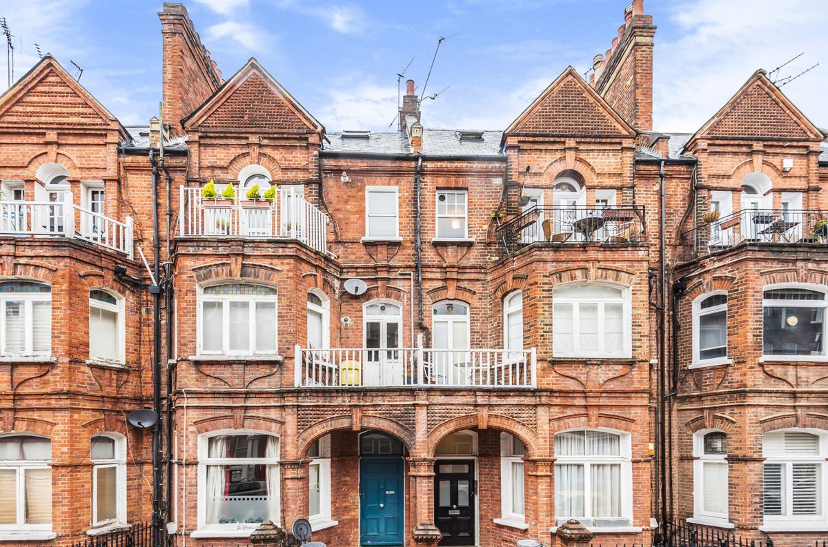 3 bed terraced house for sale in Comeragh Road, London W14 Zoopla