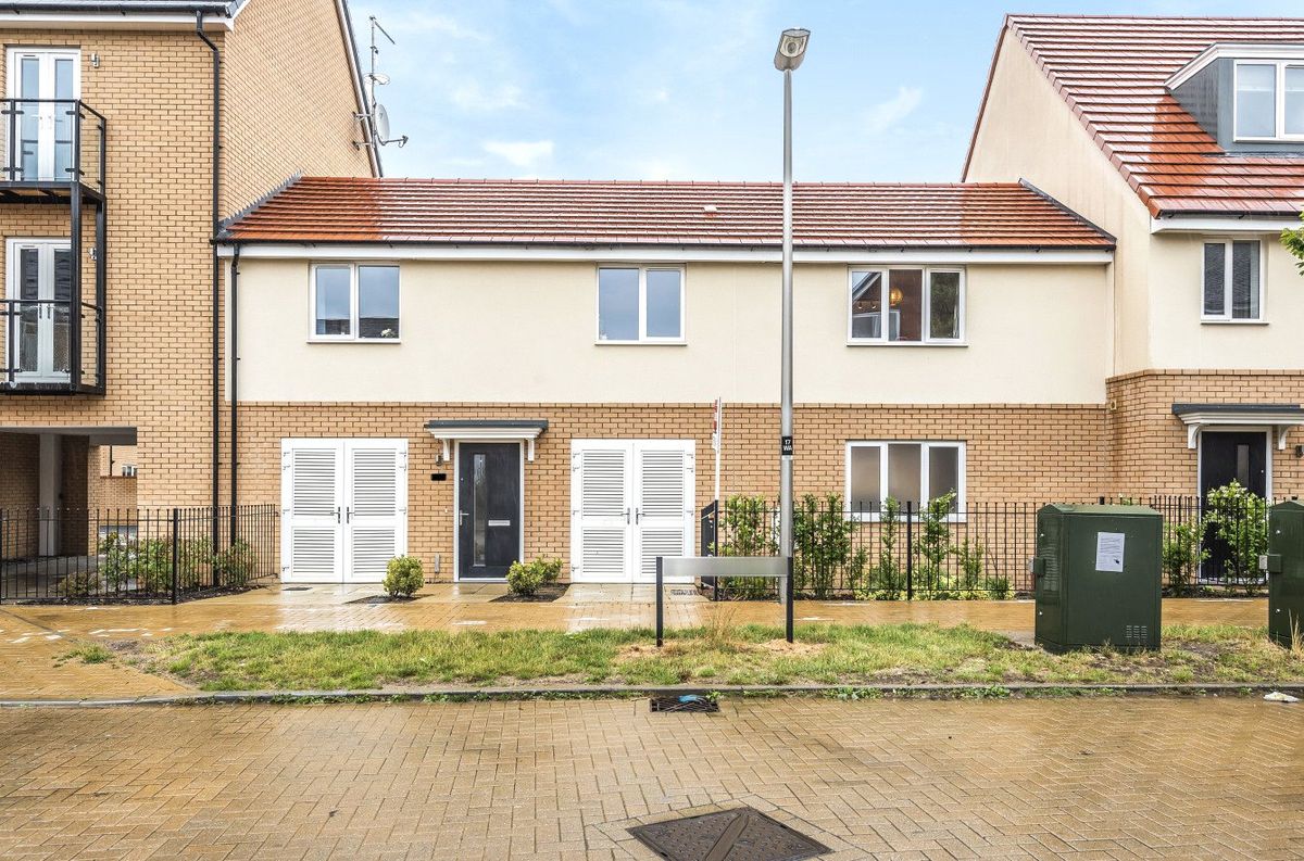 2 bed terraced house for sale in Warwick Avenue, Broughton, Milton