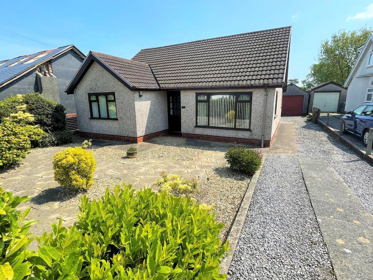 2 bed detached bungalow for sale in Long Acre, Murton, Swansea SA3 Zoopla