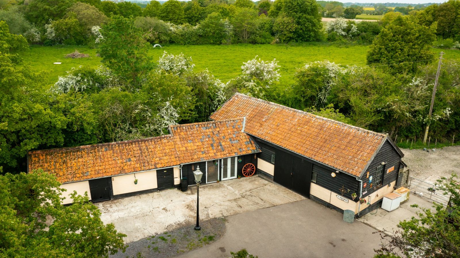 4 bed farmhouse for sale in Daisy Green Lane, Wickham Skeith, Eye IP23