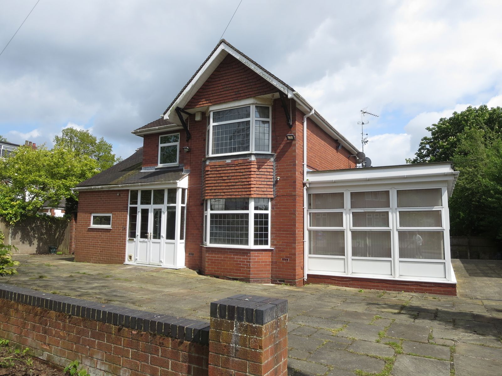 4 bed detached house for sale in Sandon Avenue, Westlands, Newcastle