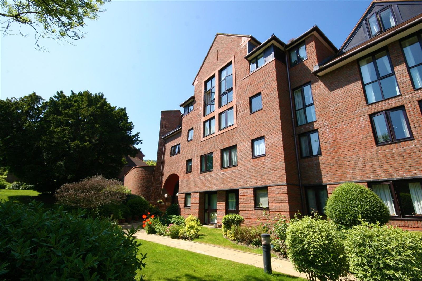 1 bed flat for sale in Coed Pella Road, Colwyn Bay LL29 Zoopla