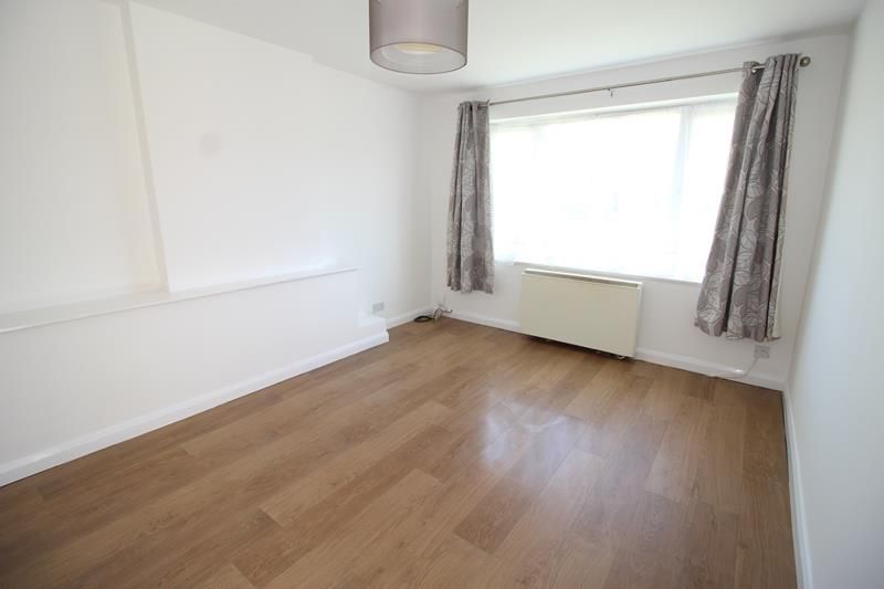 2 bed semidetached house to rent in Hayden Road, Rushden, Ojh NN10