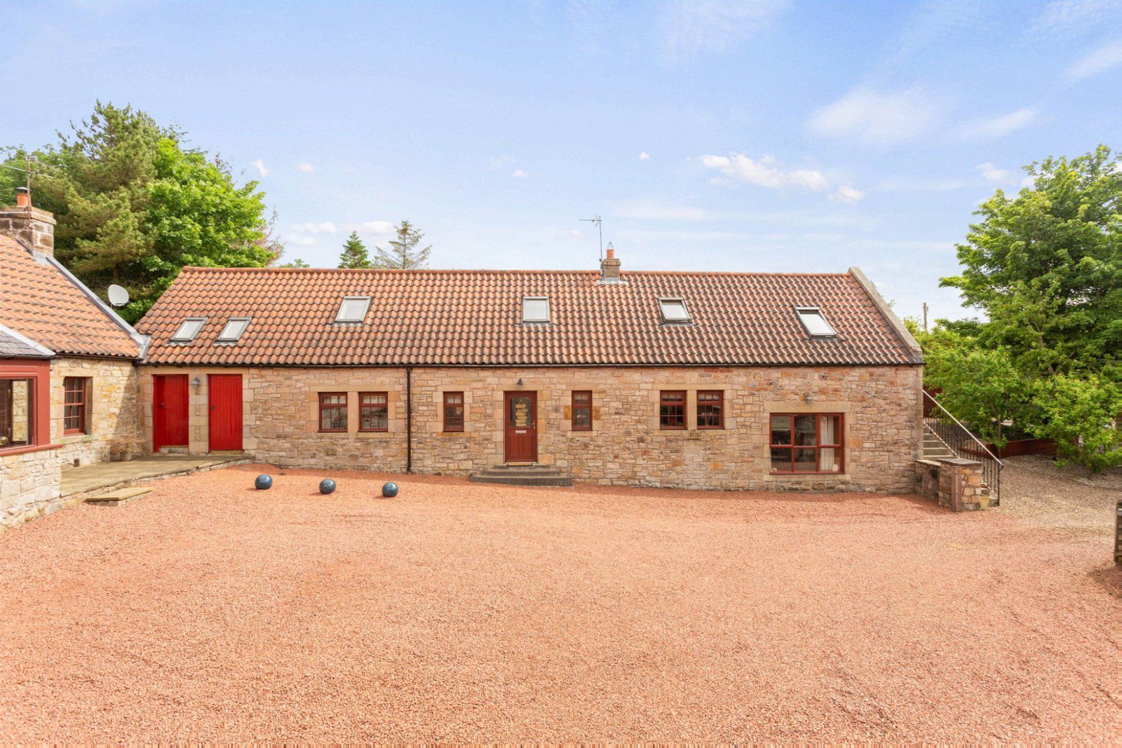 4 bed semidetached house for sale in Skivo Farm, Murieston, Livingston