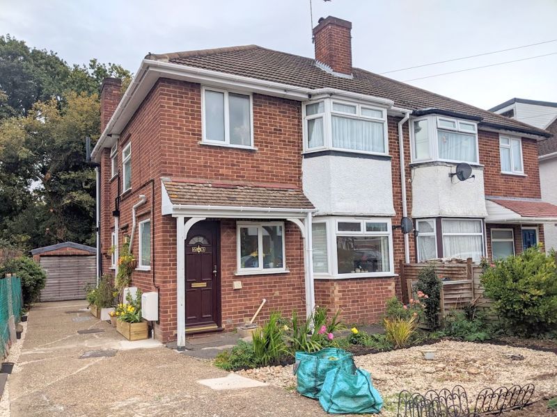2 bed for sale in Viola Avenue, Feltham TW14 Zoopla