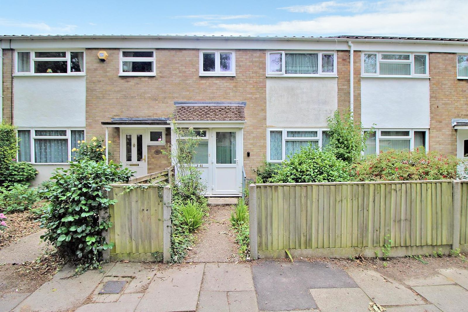 3 bed terraced house for sale in Trefoil Crescent, Crawley RH11 Zoopla