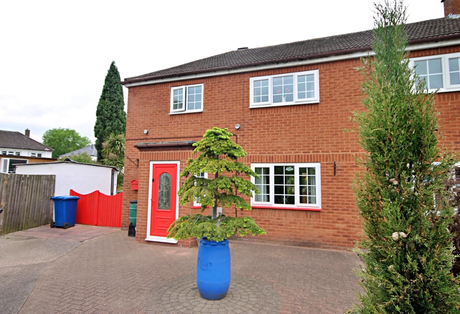 3 bed semidetached house for sale in Beauchamp Road, Hockley, Tamworth