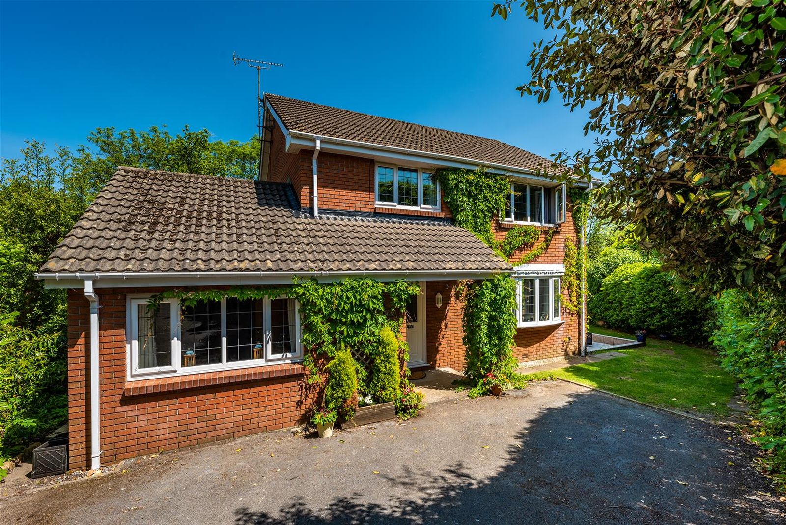 4 bed detached house for sale in Gower Road, Upper Killay, Swansea SA2
