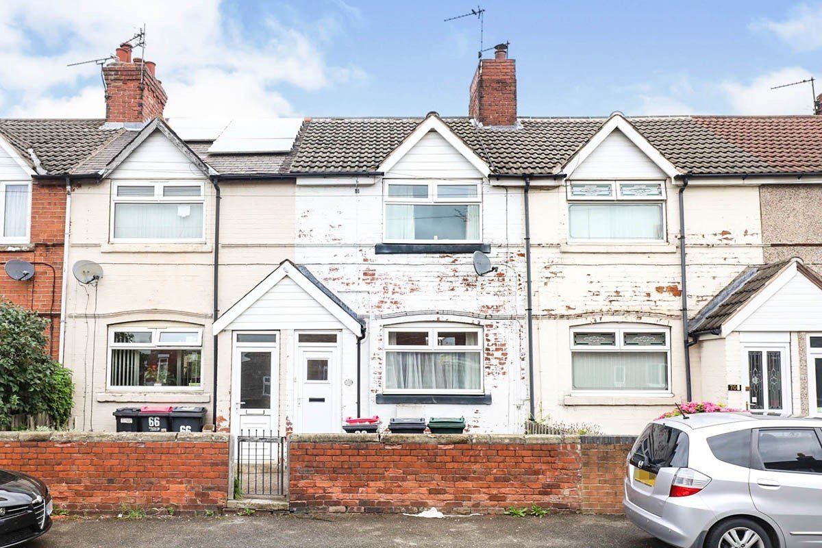 3 bed terraced house to rent in Leicester Road, Dinnington, Sheffield