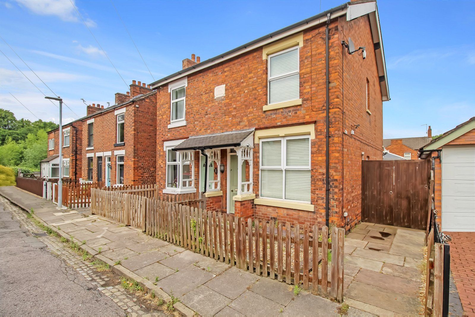 2 bed semidetached house for sale in Oak Street, Elworth, Sandbach
