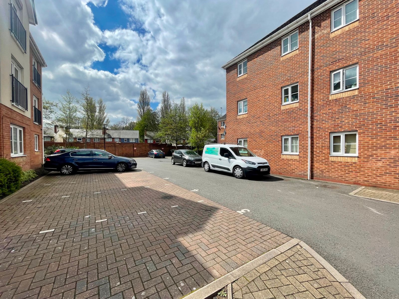 2 bed flat for sale in The Avenue, Darlaston, Wednesbury WS10 Zoopla