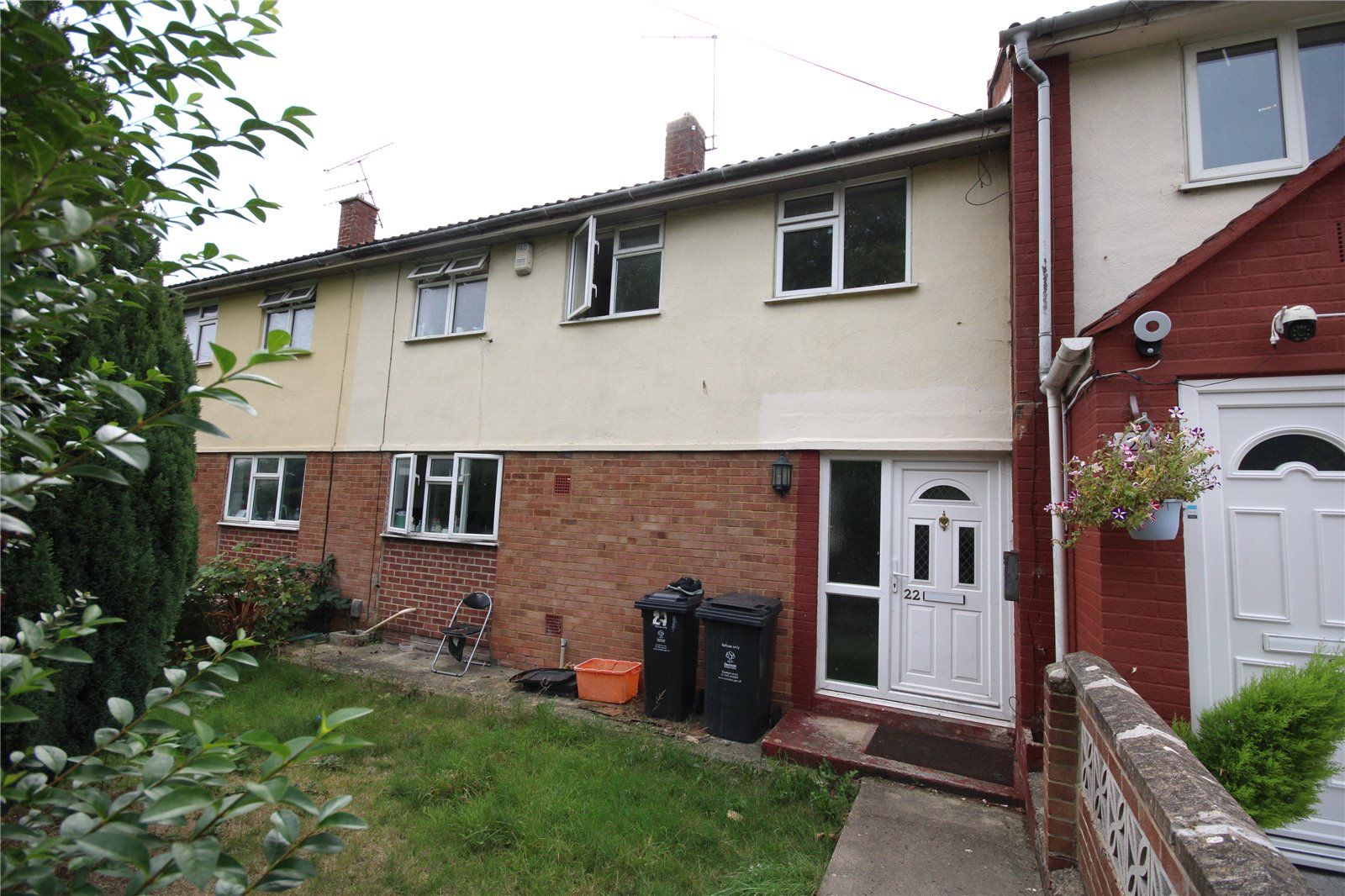 4 bed terraced house for sale in Fareham Close, Park North, Swindon