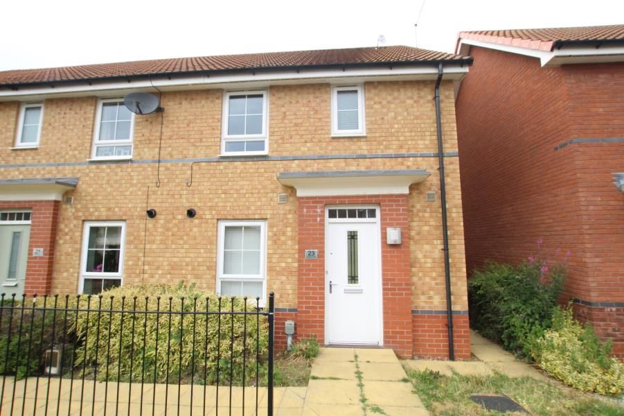 3 bed terraced house to rent in Holland Park, Kingswood HU7 Zoopla