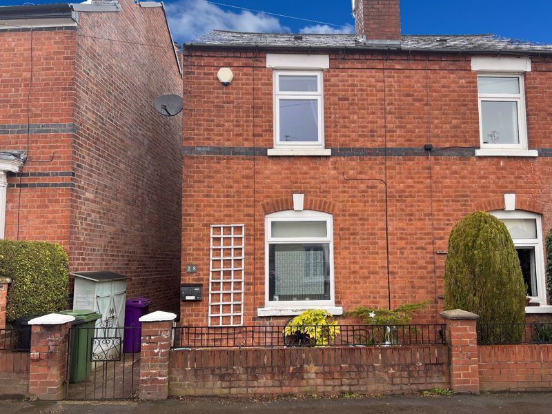 2 bed semidetached house to rent in Limes Road, Tettenhall