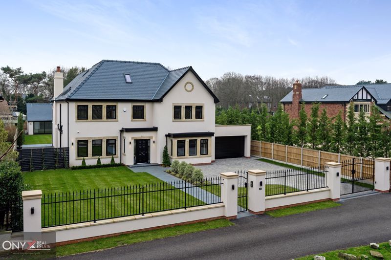 5 bed detached house to rent in Shireburn Road, Formby, Liverpool L37