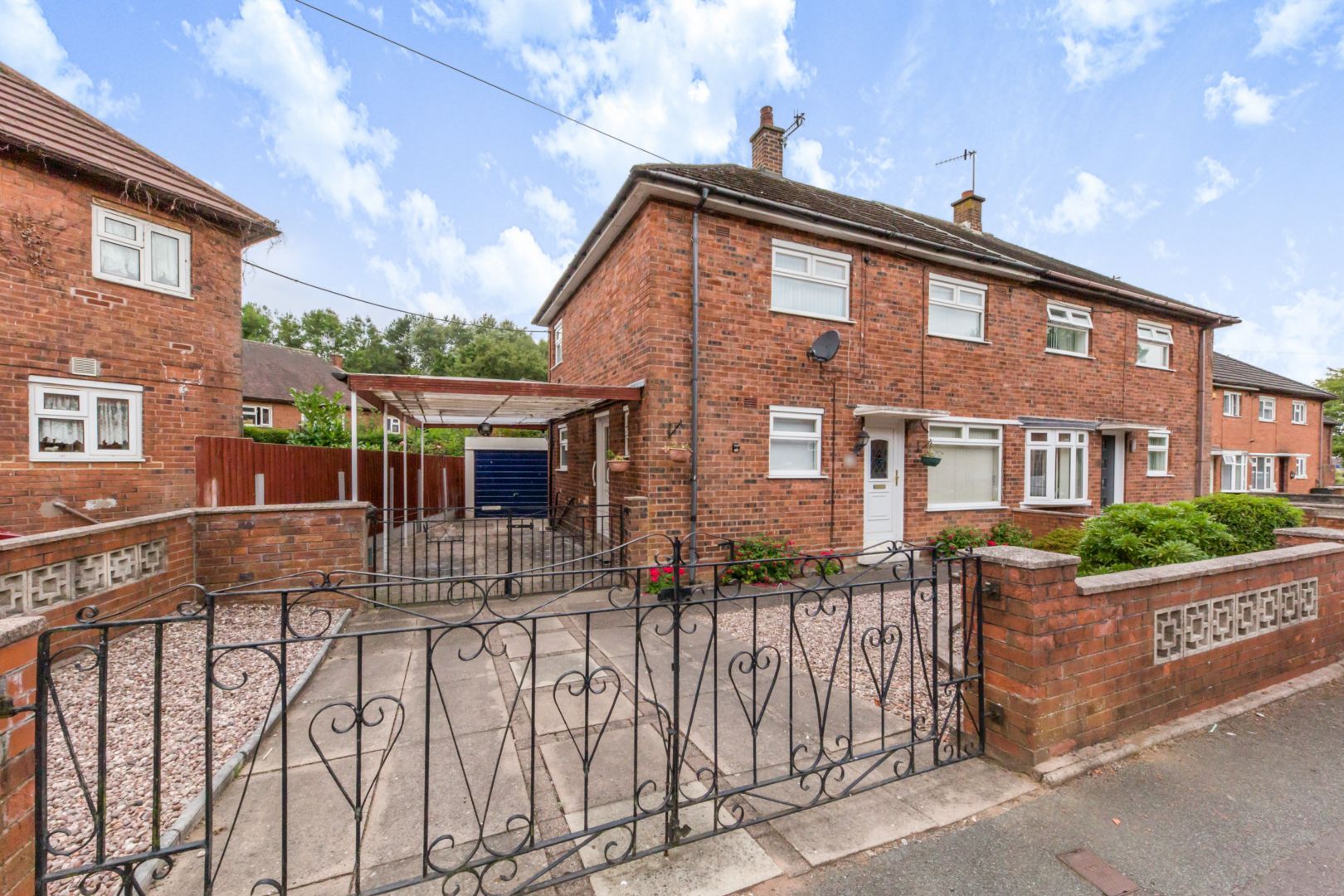 3 bed semidetached house for sale in Weighton Grove, Stoke On Trent