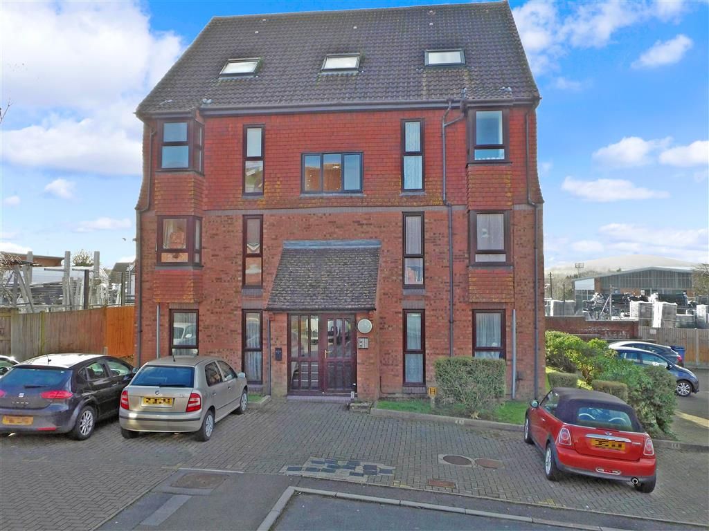 Studio for sale in Meon Close, Petersfield, Hampshire GU32 Zoopla