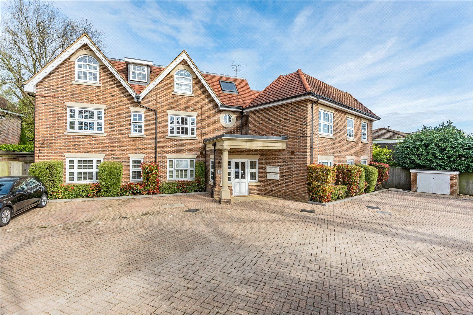 2 bed flat for sale in 44 Rectory Road, Wokingham, Berkshire RG40 Zoopla