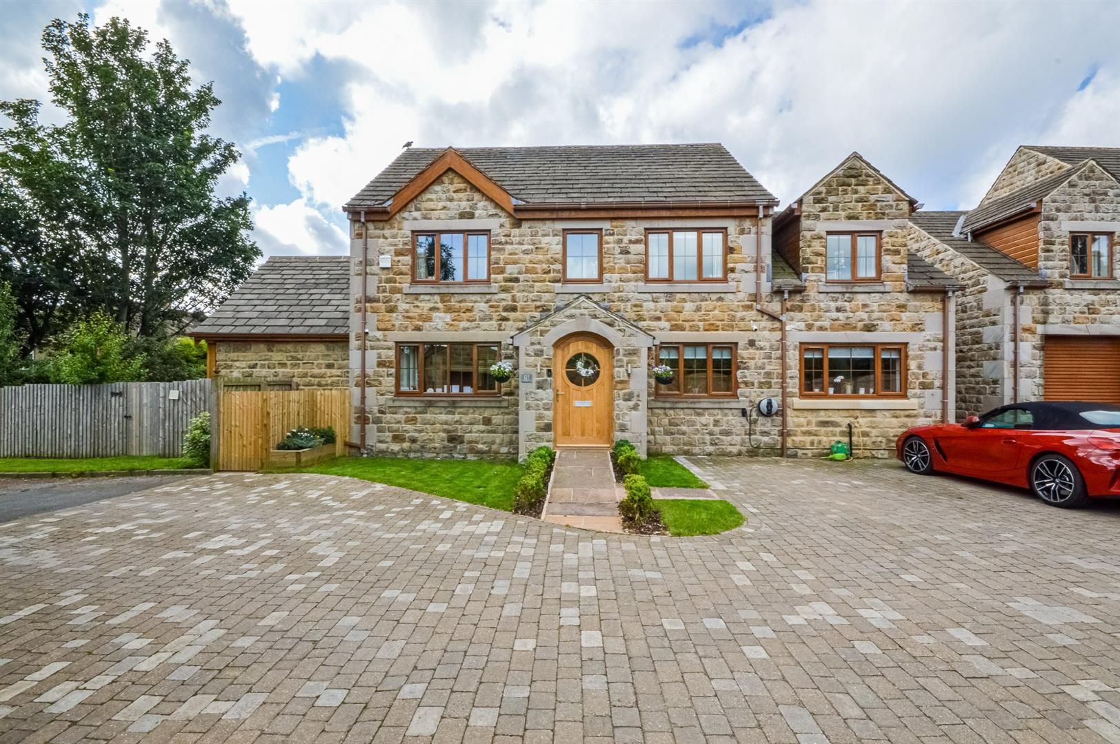 5 bed detached house for sale in Dale Street, Ossett WF5 Zoopla