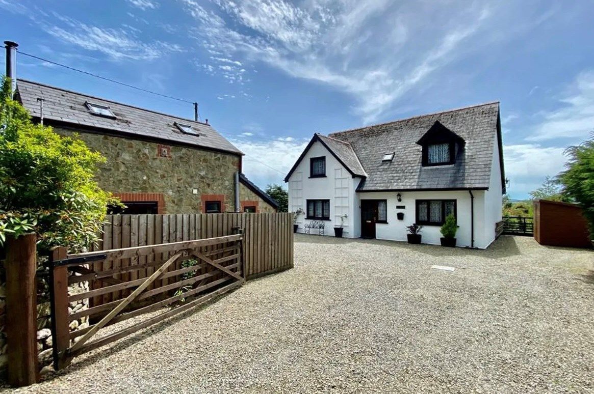 5 bed detached house for sale in Maesymeillion, Llandysul SA44 Zoopla
